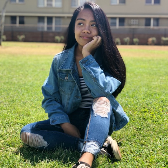 Meet your Posher, Jinelle - Picture 1 of 1